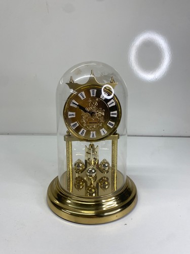 Horloge pendule trophy pas - pendule,
